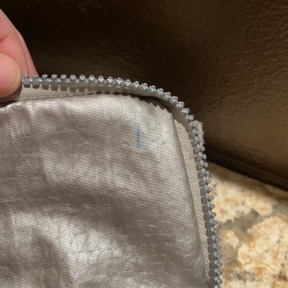 Kipling pencil pouch - Picture 7 of 11